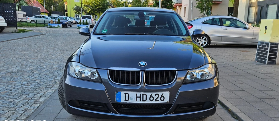 BMW Seria 3 cena 13900 przebieg: 238000, rok produkcji 2007 z Legnica małe 211